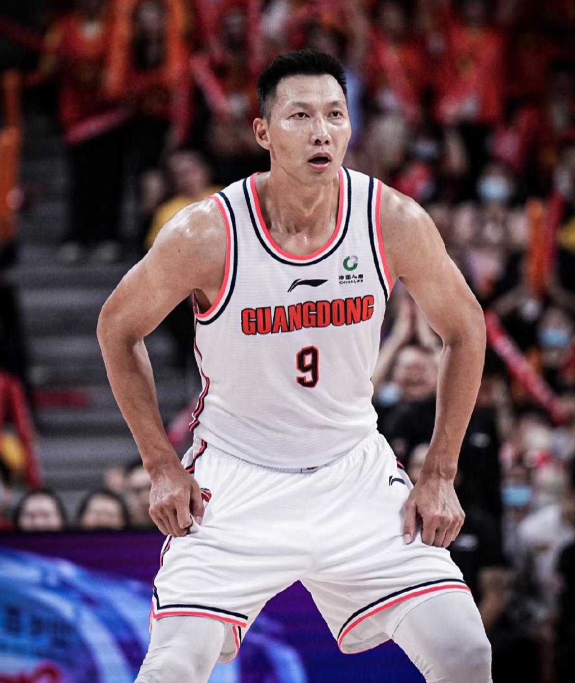 爱游戏登录入口 -包含CBA季后赛赛后再迎强敌，深圳男篮临场应变，主帅态度——态度坚定，球探报告显示潜力的词条